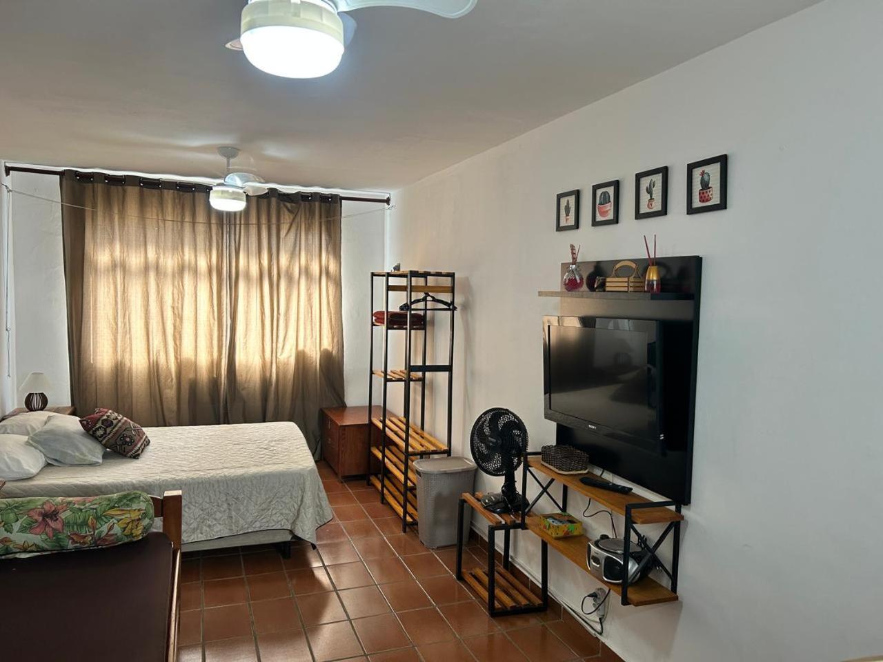 Praia Grande - Aviacao - Apto Estudio - 200 Mts Da Praia Ngoại thất bức ảnh